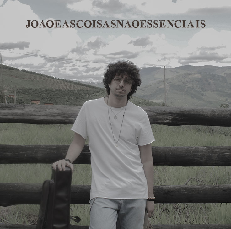 Capa do álbum Joaoeascoisasnaoessenciais (2026)